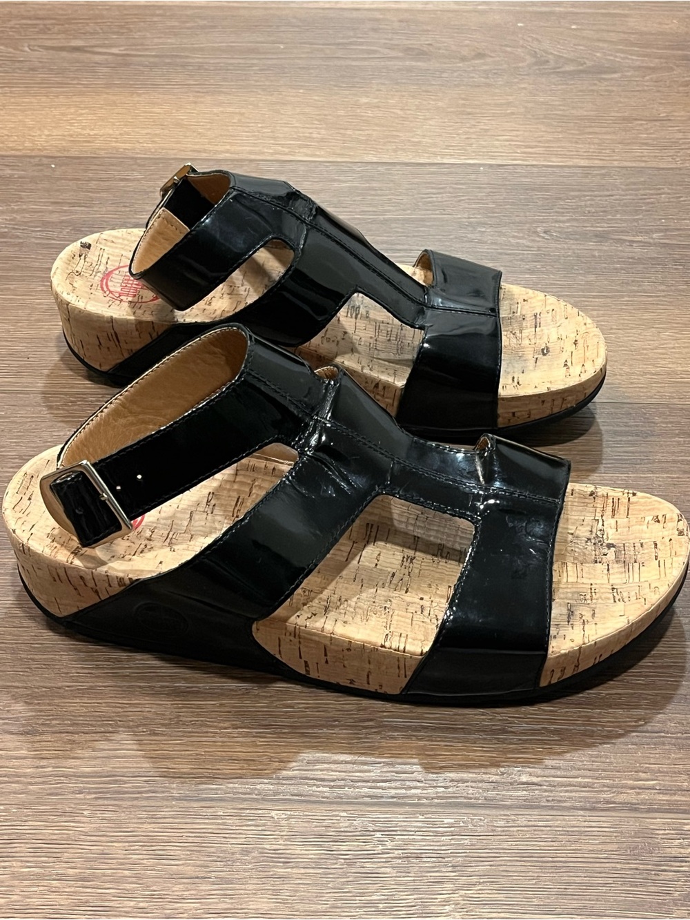 Fitflop | Arena Gladiator sandals cork footbed Women’s size 10 black shoes